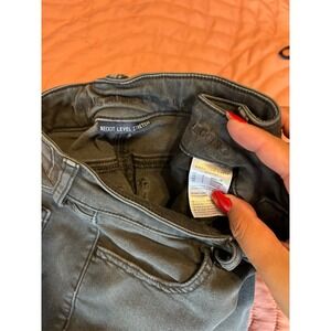 American Eagle Ne(X)t Level Stretch Gray Ripped Distressed Jegging Jeans‎